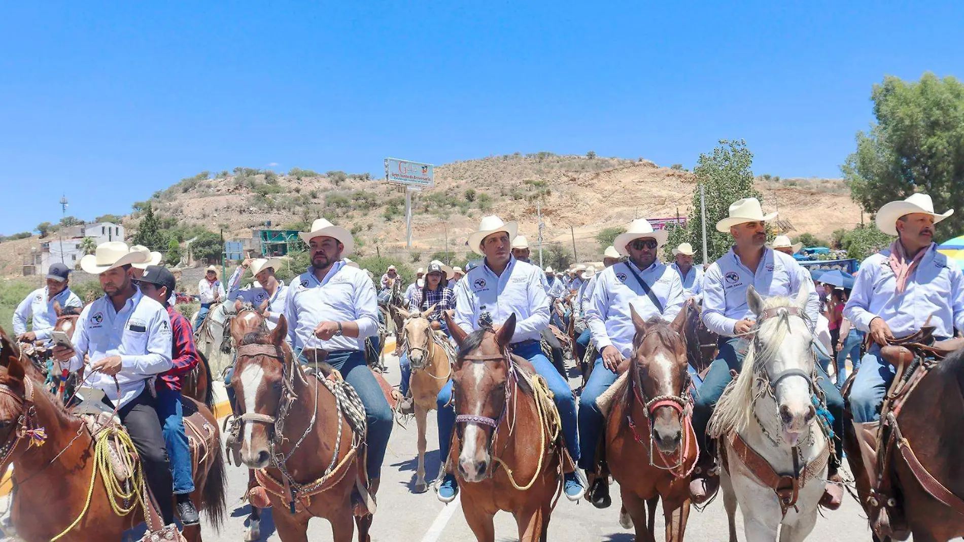 CABALGATA 1 CORTESIA GOBIERNO DE GUADALUPE Y CALVO